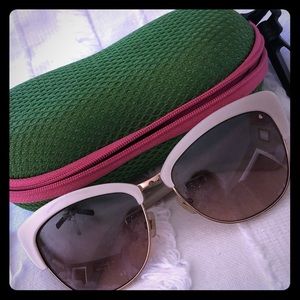 Kate Spade  ♠️ Cat eye sunglasses 🕶